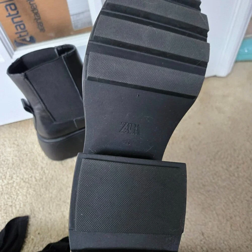 Zara Black Platform Chelsea Boots
